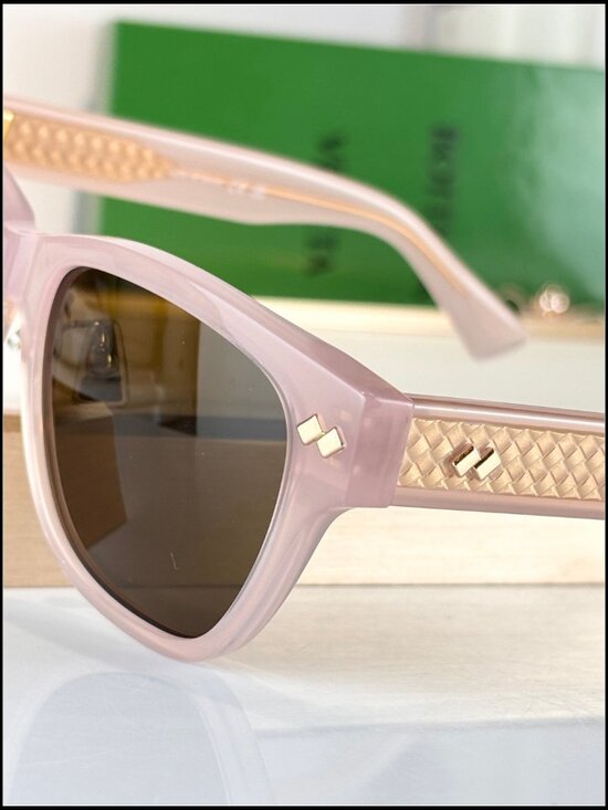 Bottega Veneta Pink Wayfarer Sunglasses main image 4
